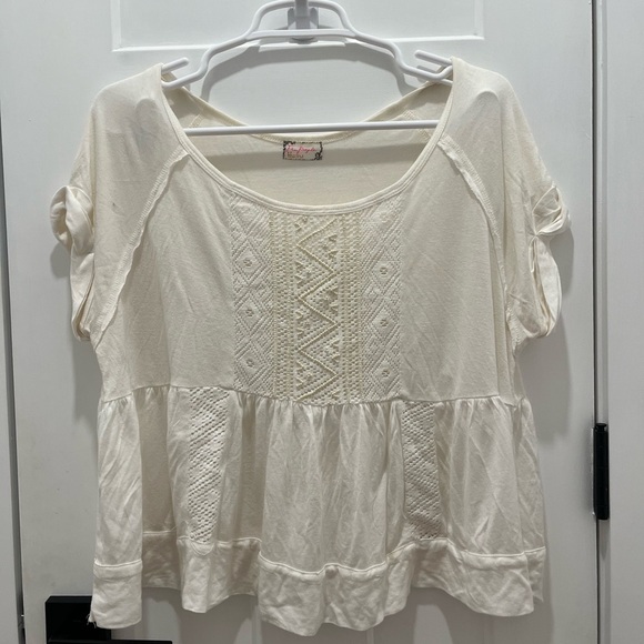 Free People Women’s Cropped Top White Beaded Boxed Relaxed Fit Size 8 - Picture 1 of 7